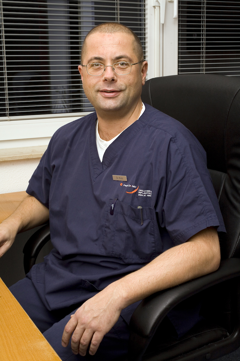 Dr. Steffen Kalz